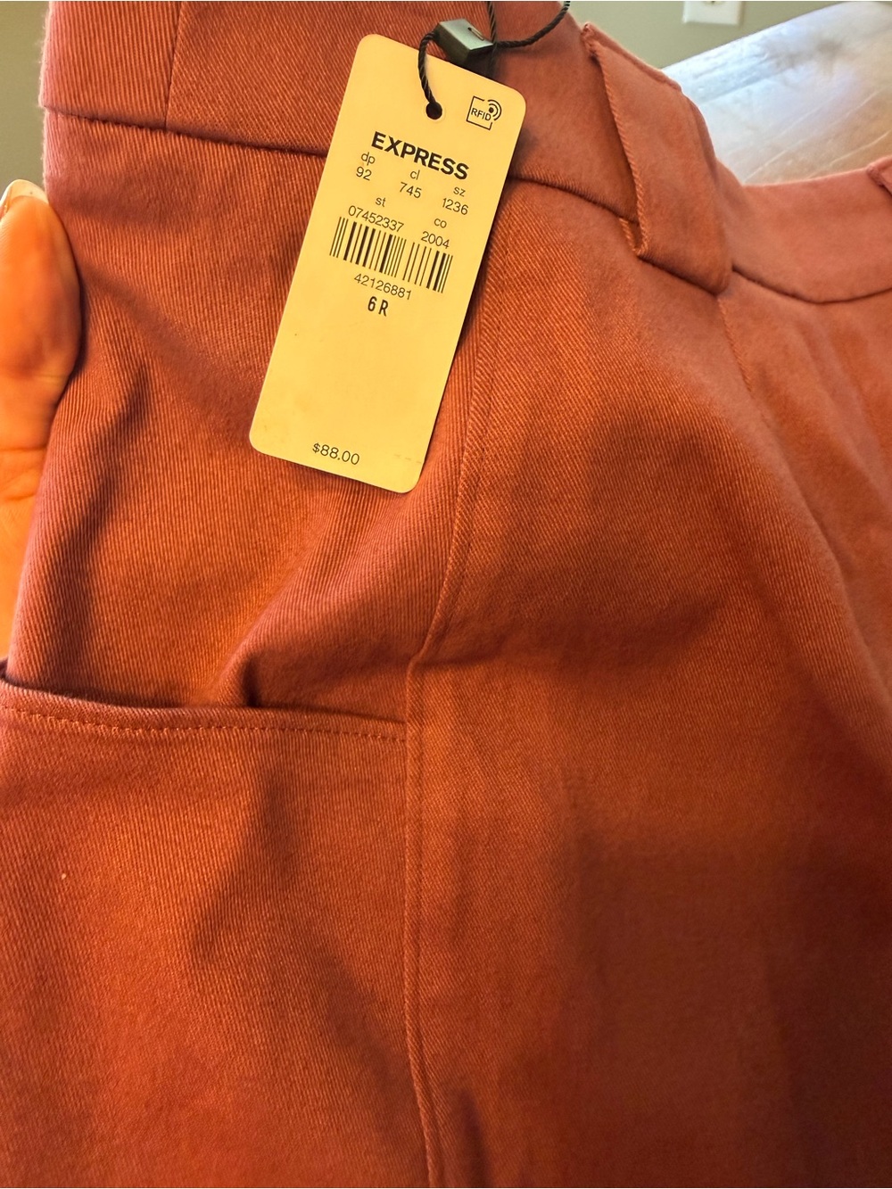 NWT Express Wide-Leg Cargo Chinos in Dusty Rose Size 6R MSRP $88 - Picture 4 of 10